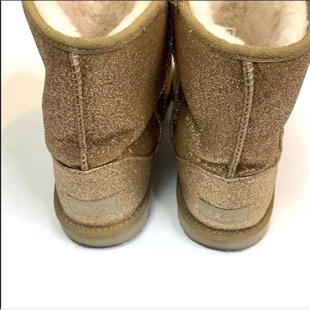 UGG Classic Short II Glitter Women’s Boots Size 6